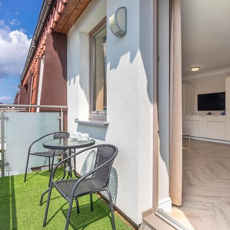Ambria Apartments Rose Świnoujście Exteriör bild