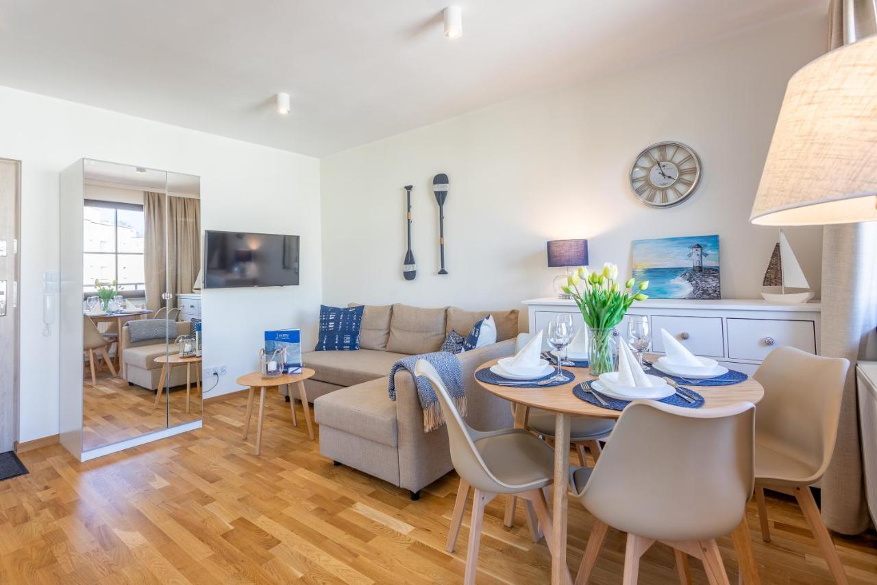 Ambria Apartments Rose Świnoujście Exteriör bild